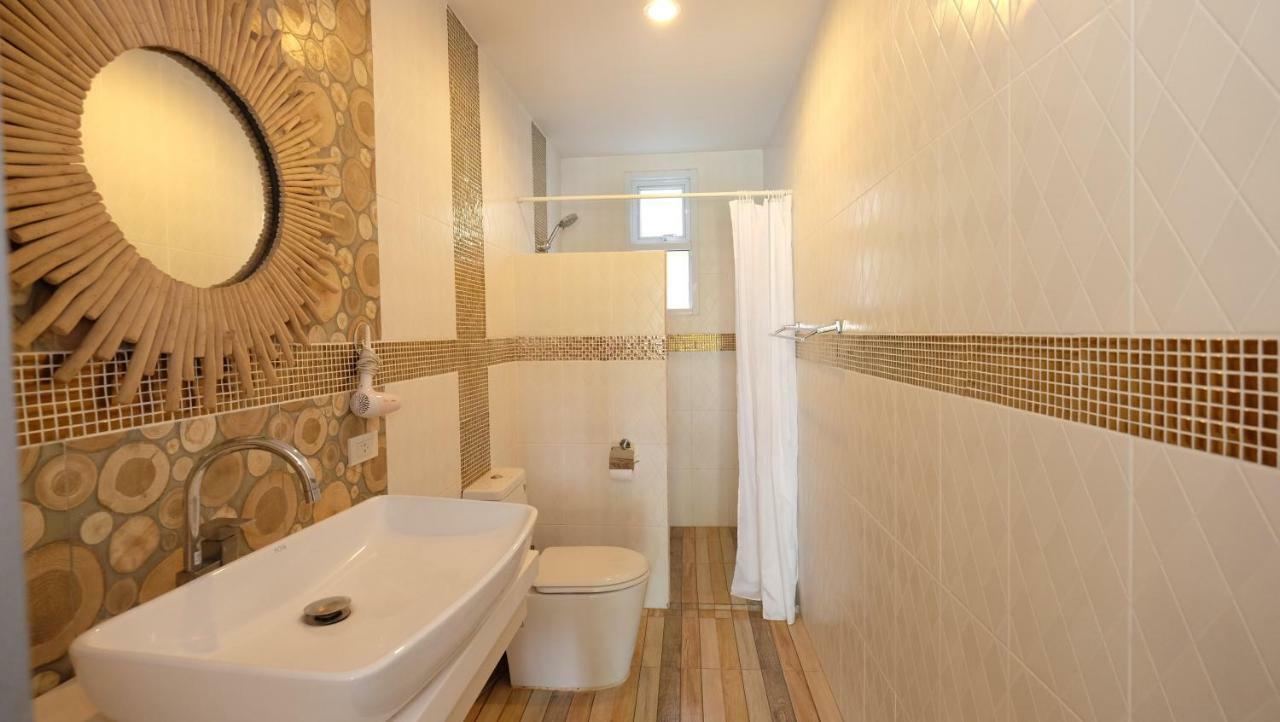 Padel Phangan Suite Chaloklum Exterior photo